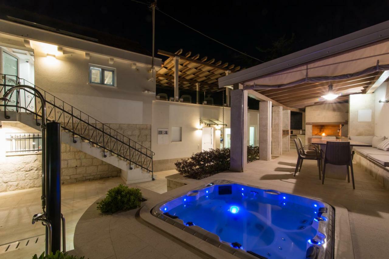 Villa Hurem Trogir Exterior foto