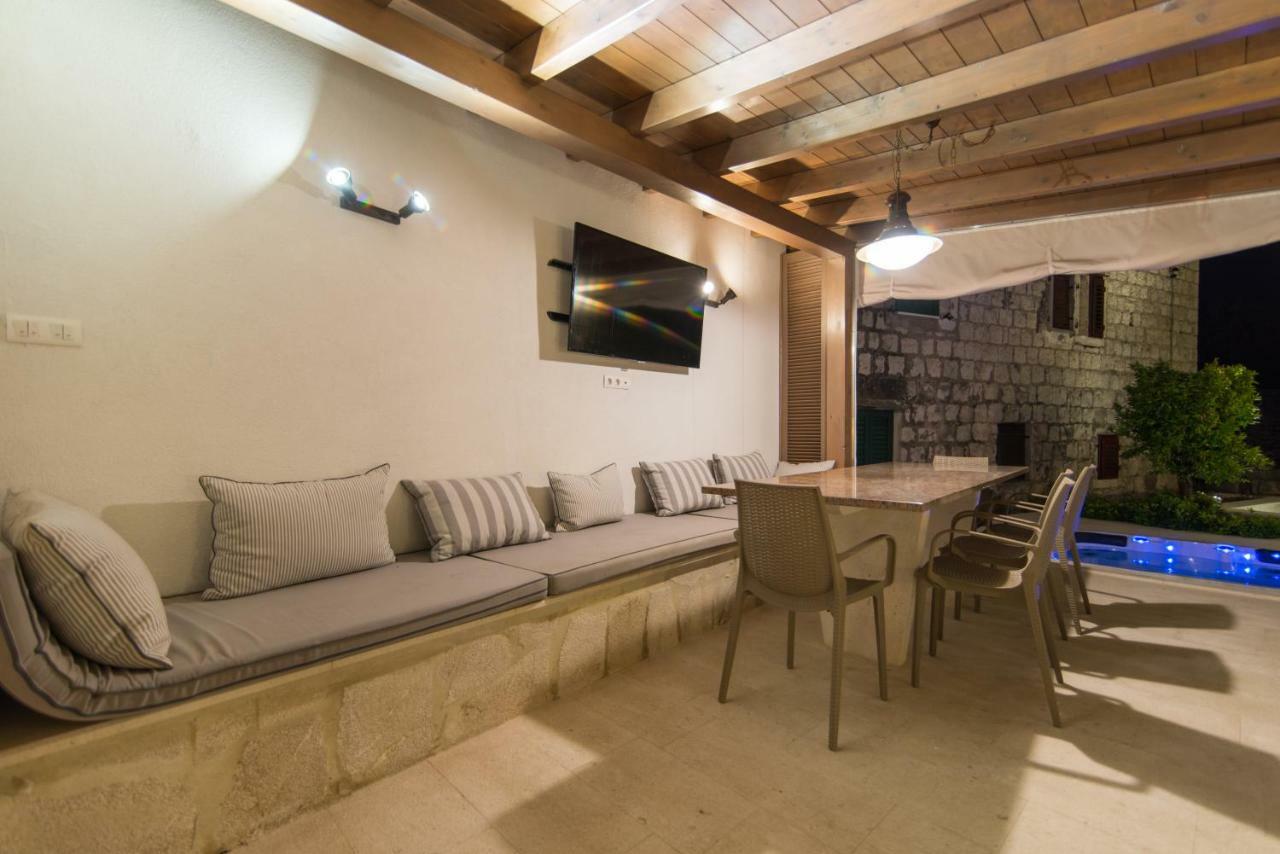 Villa Hurem Trogir Exterior foto