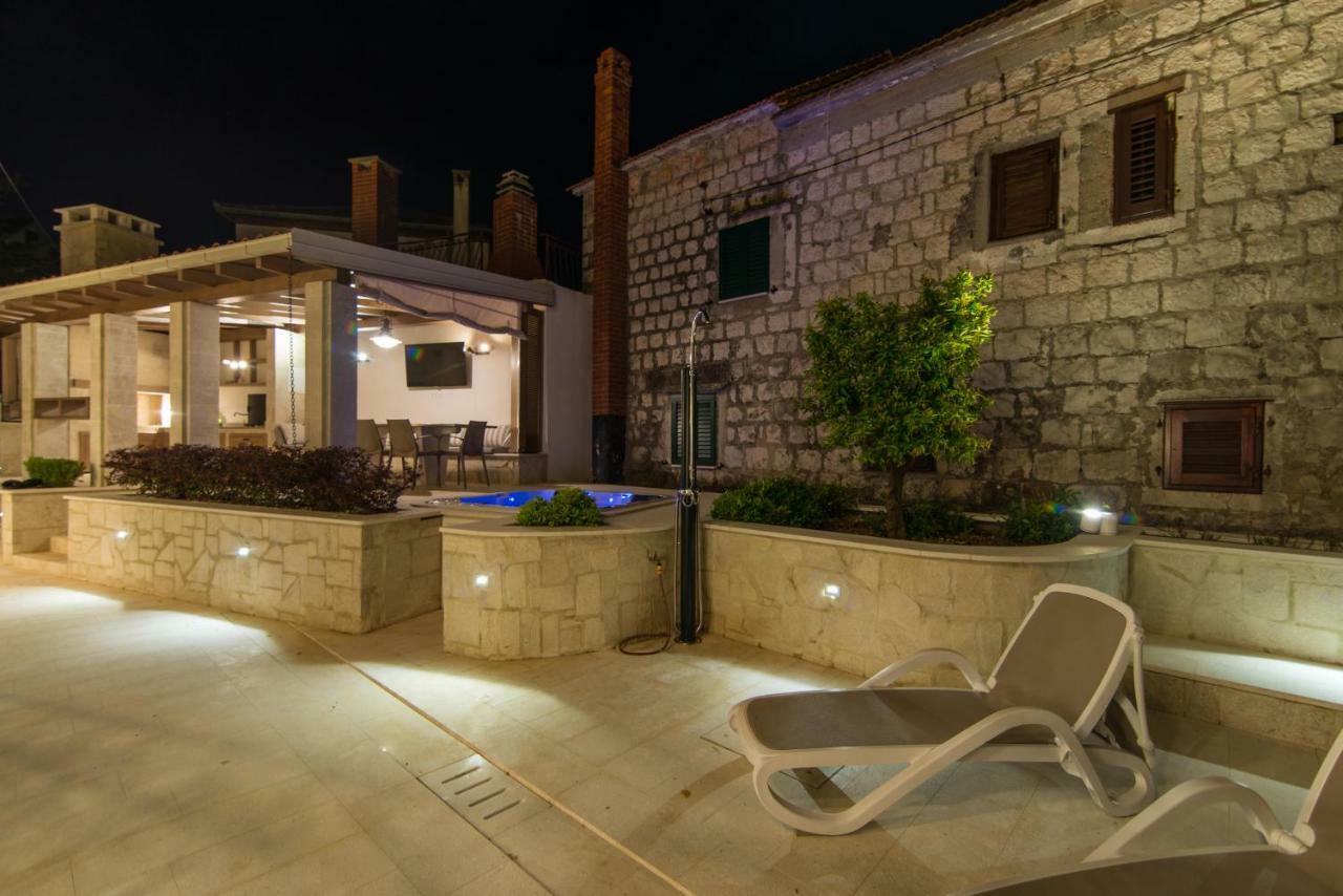 Villa Hurem Trogir Exterior foto